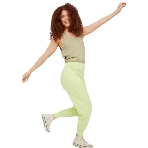 Offline by Aerie Real Me Jogger High Rise Relaxed Legging Sharp Green Sz M - Picture 1 of 10